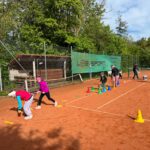 Kinder und Eltern im Einsatz