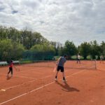 Warm up für die Midcourt Kinder und Eltern